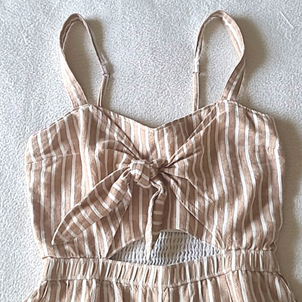Abercrombie & Fitch Beige and White Striped Linen Jumpsuit - Picture 14 of 16